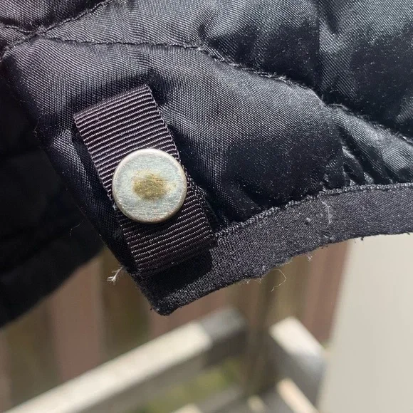 North Face Puffer Jacket - Picture 5 of 10